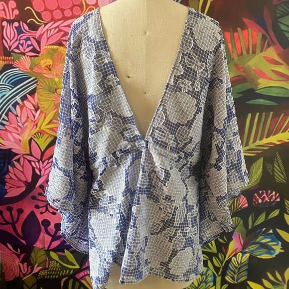 Anthropologie Sheer Floral Flowy Blouse One Size Fits All - Picture 2 of 3